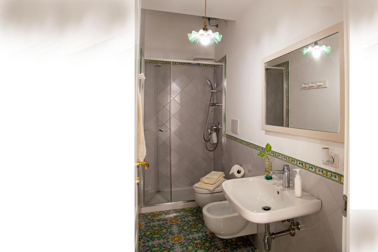 Tu Casa: Picturesque Guest House Napoli ภายนอก รูปภาพ