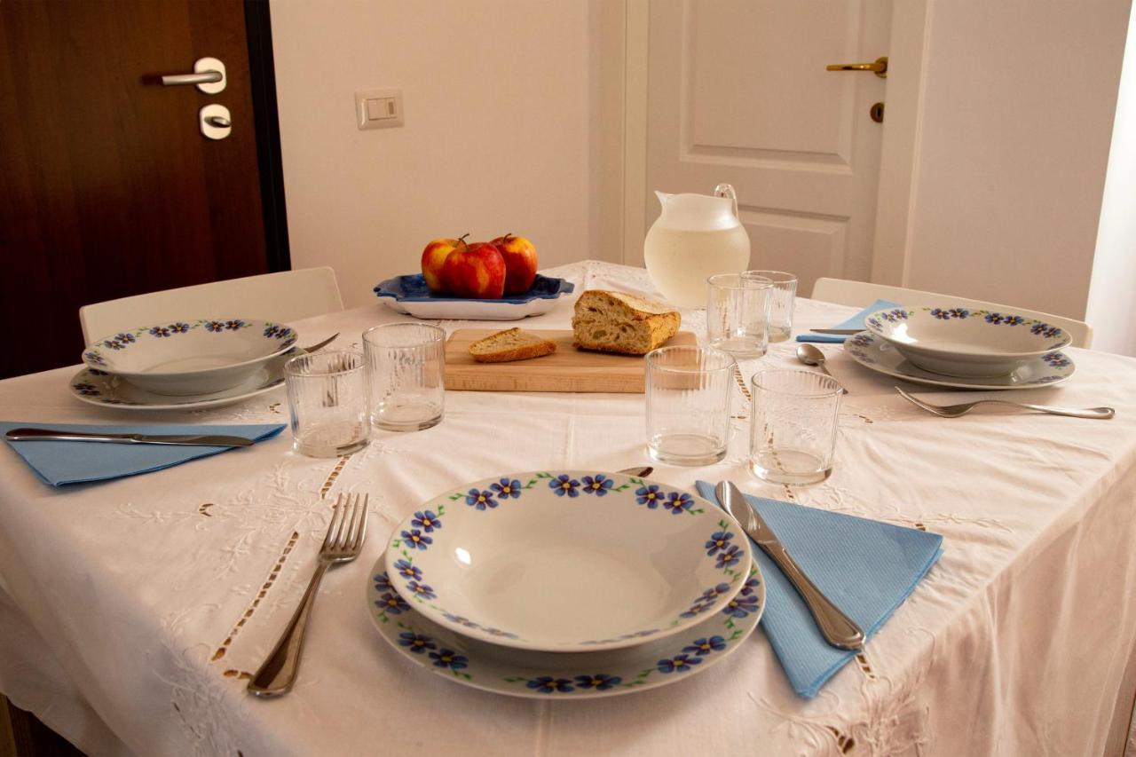 Tu Casa: Picturesque Guest House Napoli ภายนอก รูปภาพ